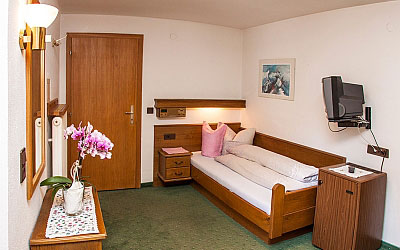 frühstückspension ferienhaus galtür fädnerspitze zimmer